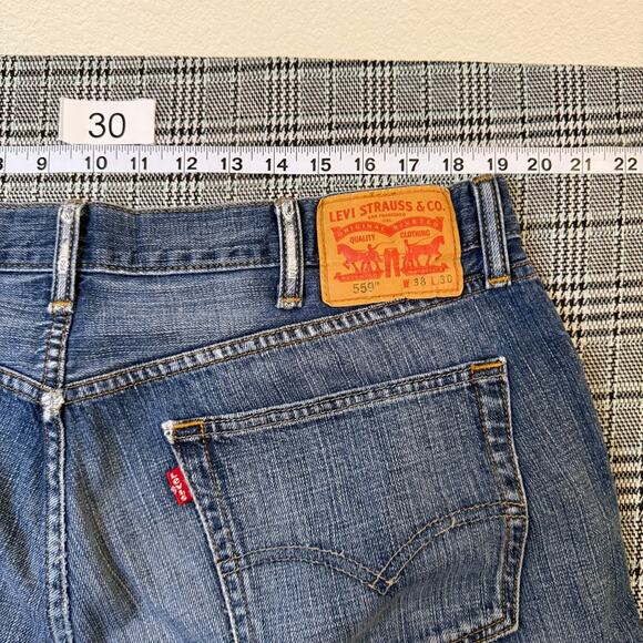 Levi's 559 Men's Jeans Light Blue Denim Classic Fit Size 38x30 - Picture 2 of 8